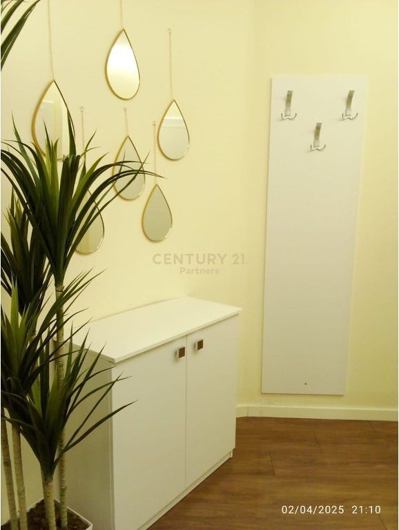 Apartament 1+1 me qira në rrugën Mine Peza