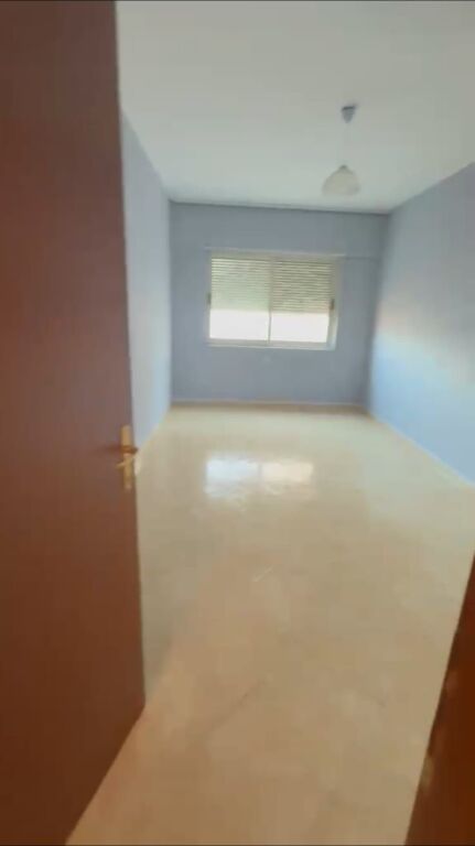 Apartment 2+1+2 (unfurnished) for rent at Kompleksi Vizion Plus!