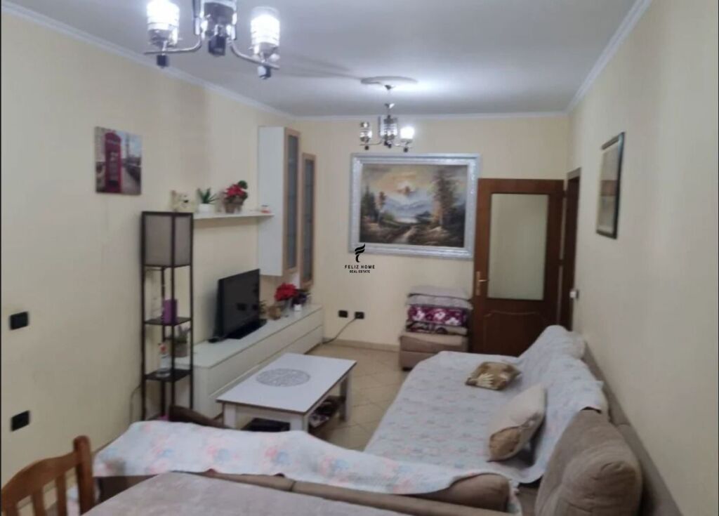 APARTAMENT ME QERA 2+1 PALLATI ME SHIGJETA 60.000 LEKE  FH-67628