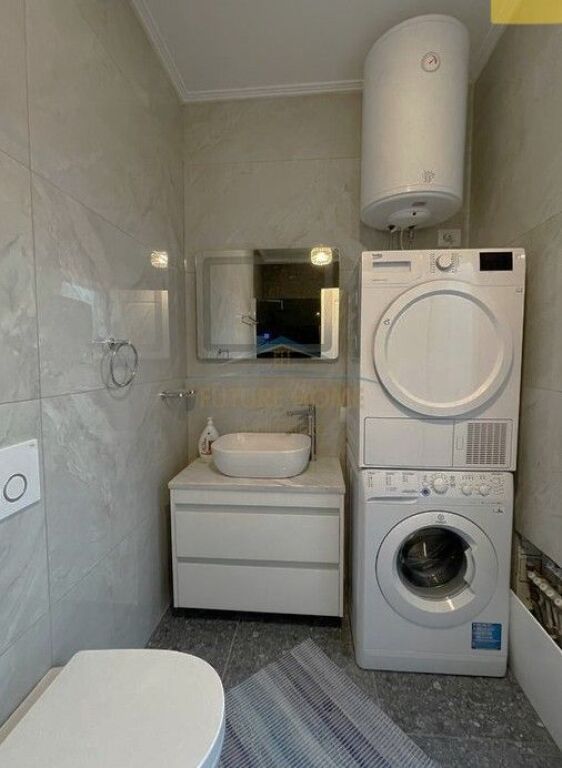 Vendita, Appartamento 1+1, vicino al ex Venue, Oxhaku, Tirane.