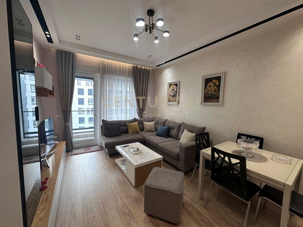 LUXURY APARTMENT FOR RENT IN THE MAGNET COMPLEX! 700 € /Month