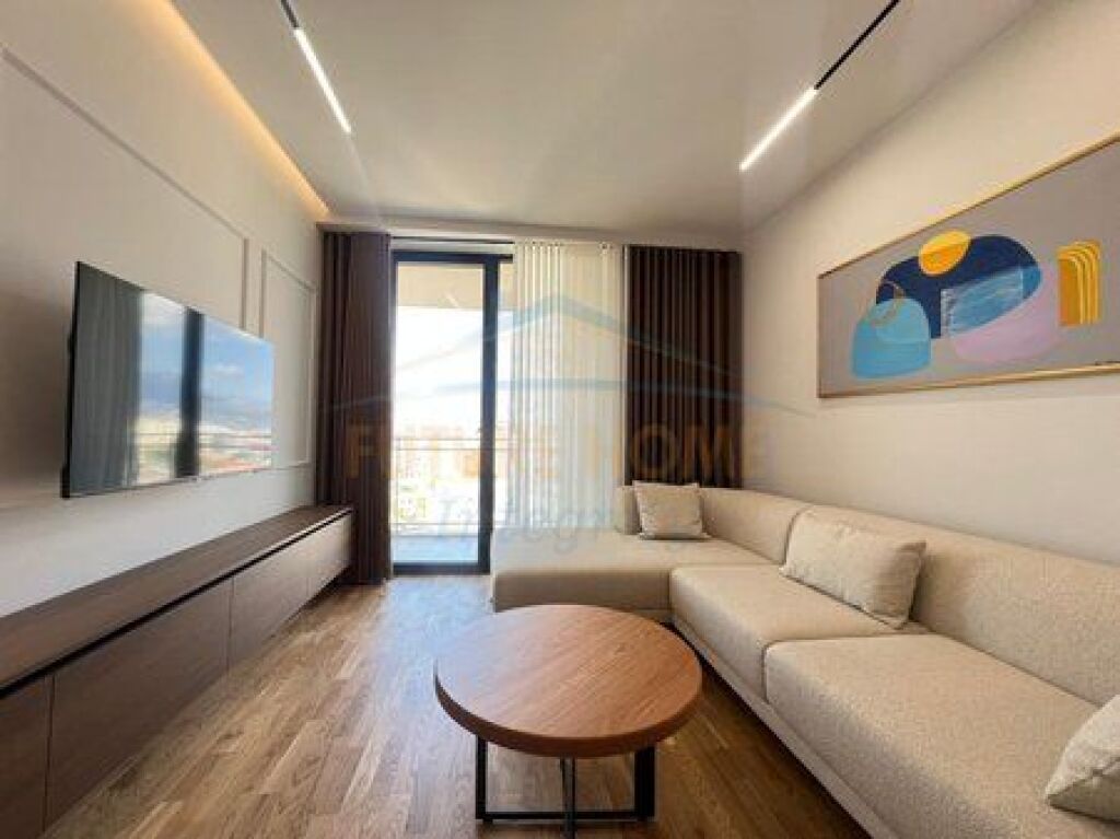 Shitet, Apartament 2+1, Golden Tower Residence, Tiranë.