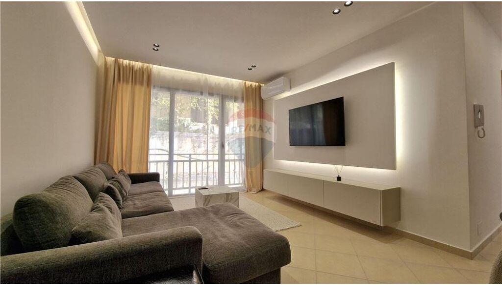 🌊✨ APPARTAMENTO 2+1 IN VENDITA – LUNGOMARE, VLORA ✨🌊