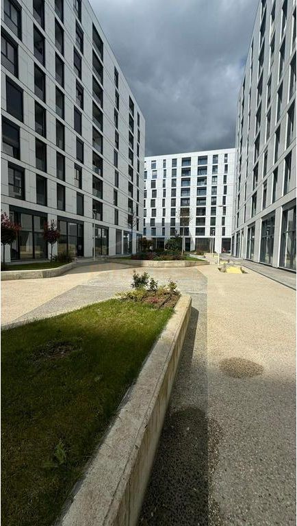 Shitet, Apartament 2+1+2, Akses Tirana, Ish Sheshi Shqiponja
