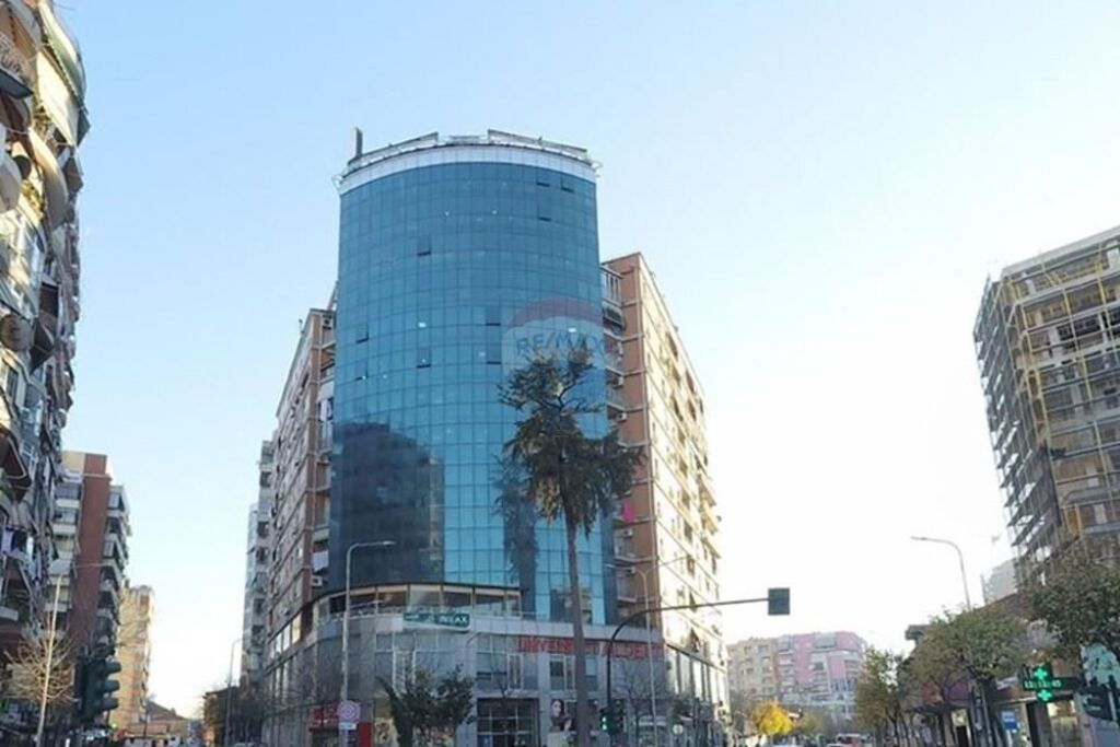 Monolocali - In Vendita - Selvia, Tirana