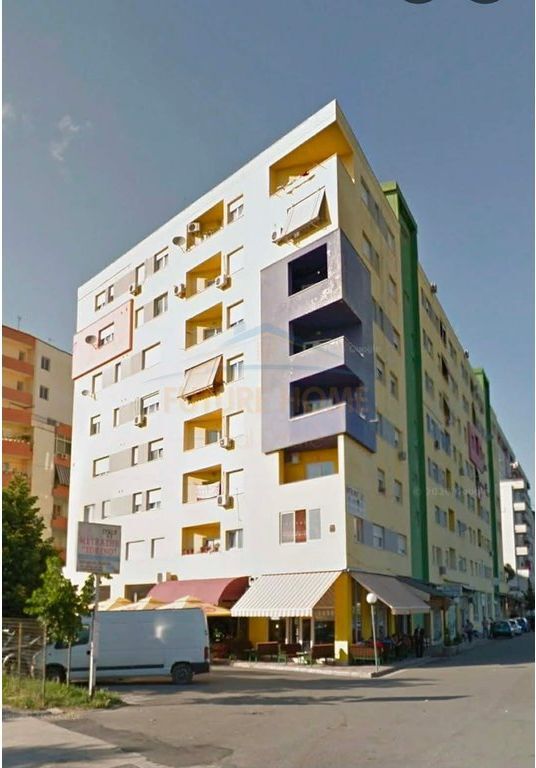 In vendita, Appartamento 2+1, Bivio di Kamza,