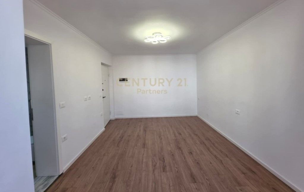 SHESIM APARTAMENT NE MYSLYM SHYR 1+1 + GARSONIERE