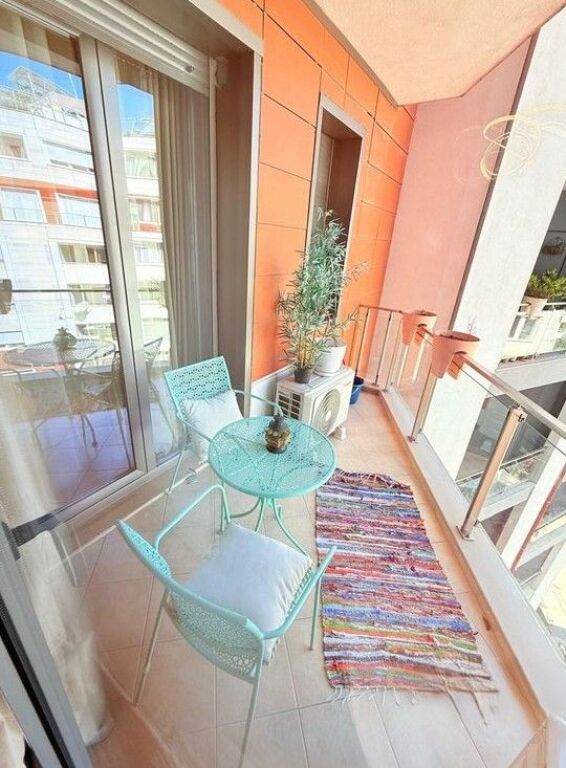 APARTAMENT 2+1 ME QIRA, TEK RRUGA E KOSOVARËVE!