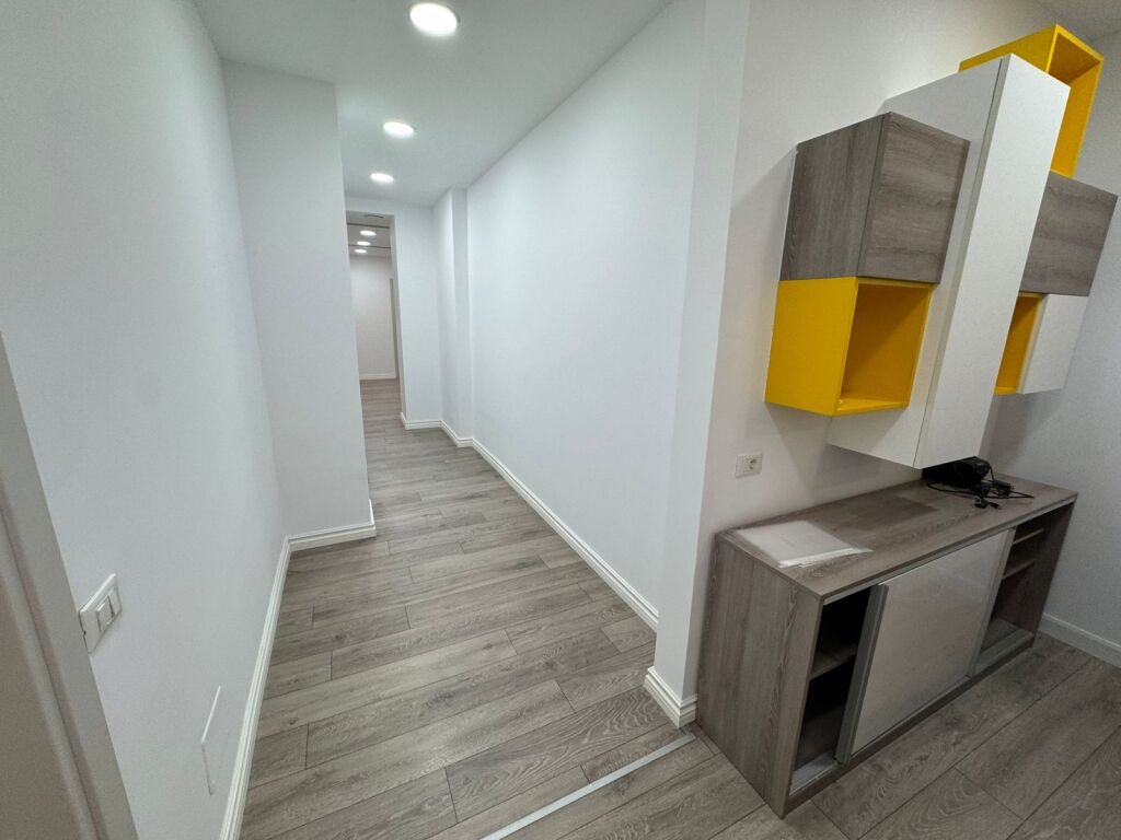Office space for rent Kika 2