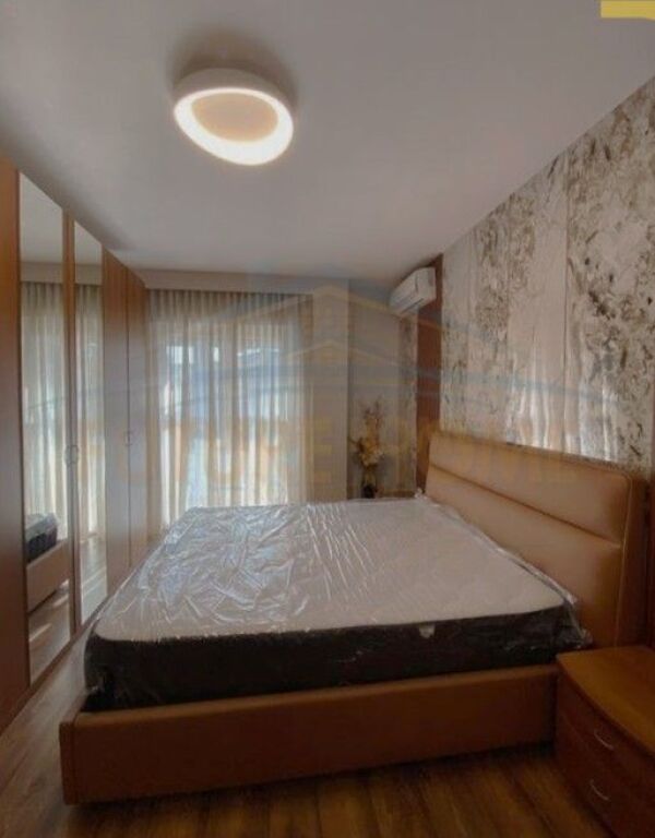 For sale, Apartment 2+1+2, Mine Peza Street, Tirana