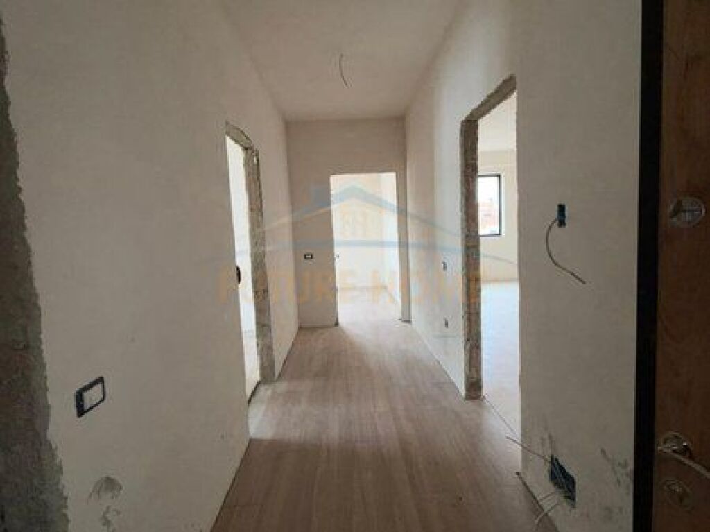 For sale, Apartment 2+1+Veranda, '' Urban Gate '' Residence, New Ring, Tirana