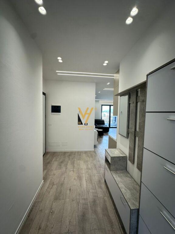 SHITET APARTAMENT 2+1+2+BLK TE KOM.NDREGJONI, BULEVARDI I RI 250.000 EURO21