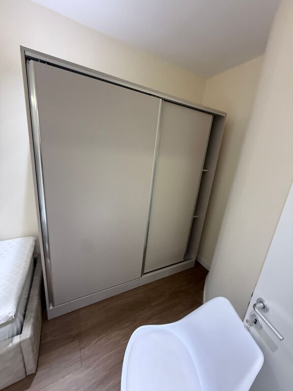 Apartament /garsoniere me qera tek mine peza 500 euro