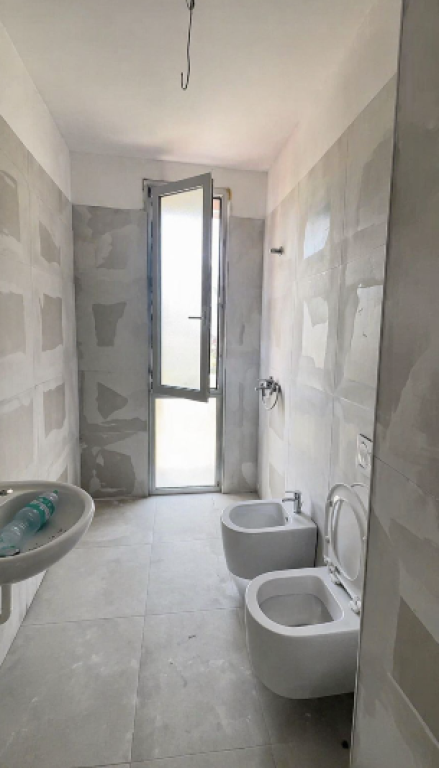 🏢 OFFICE SPACE FOR RENT – PHARMACY 10