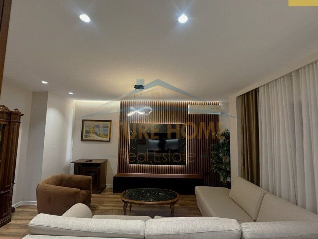 For sale, Apartment 2+1+2, Mine Peza Street, Tirana