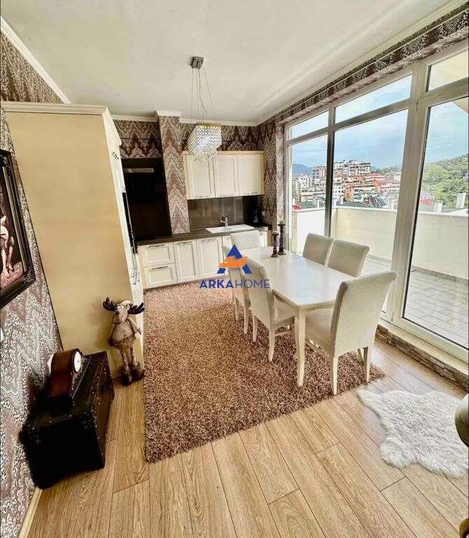 JEPET DUPLEX ME QERA "TE LIQENI I THATE" 1200 EURO (ME POST PARKIMI)