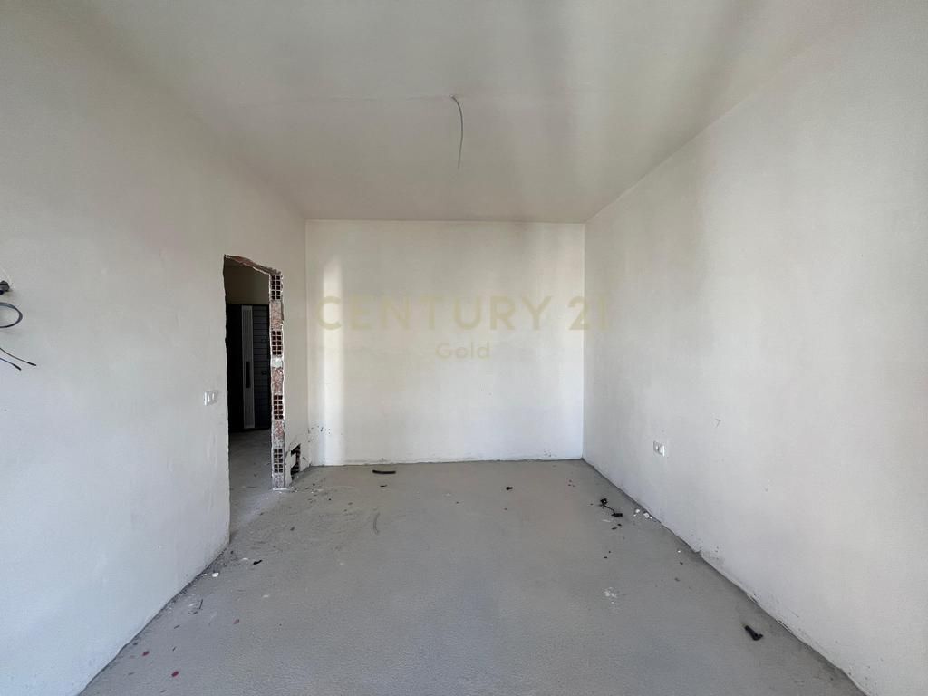 VENDIAMO APPARTAMENTO 1+1 VICINO ALL'OSPEDALE AMERICANO 2! 126.000 €