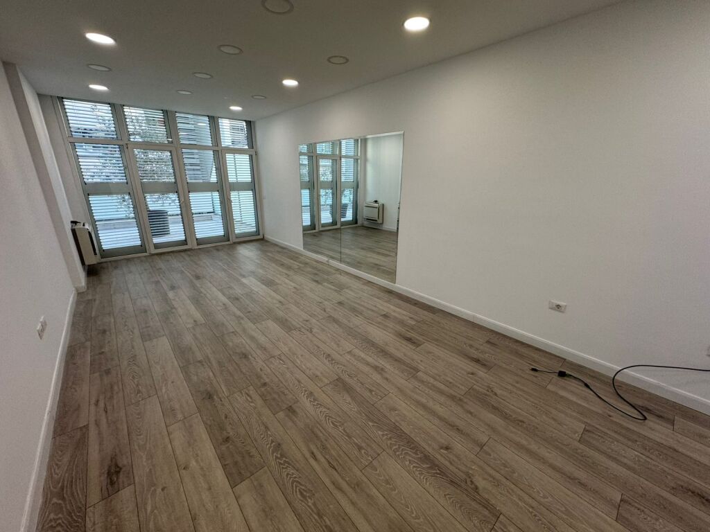 Office space for rent Kika 2