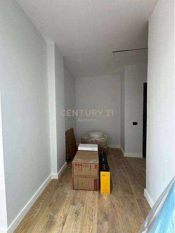 Appartamento 1+1 con vista mare in vendita a Qerret, Durazzo