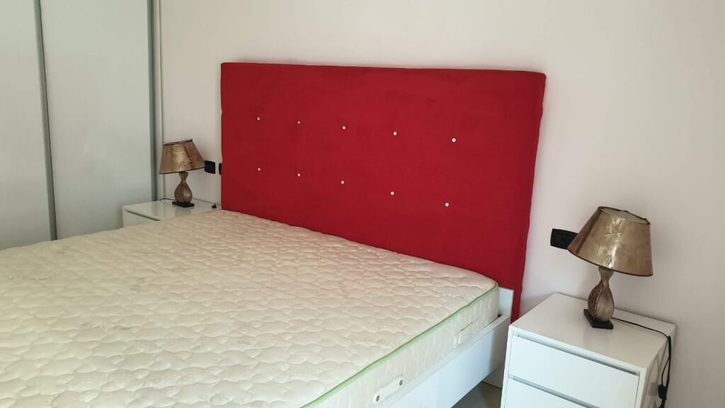 🏢Via Jordan Misja, Complesso Gener 2, affittasi appartamento 2+1+2 arredato. 700 Euro    