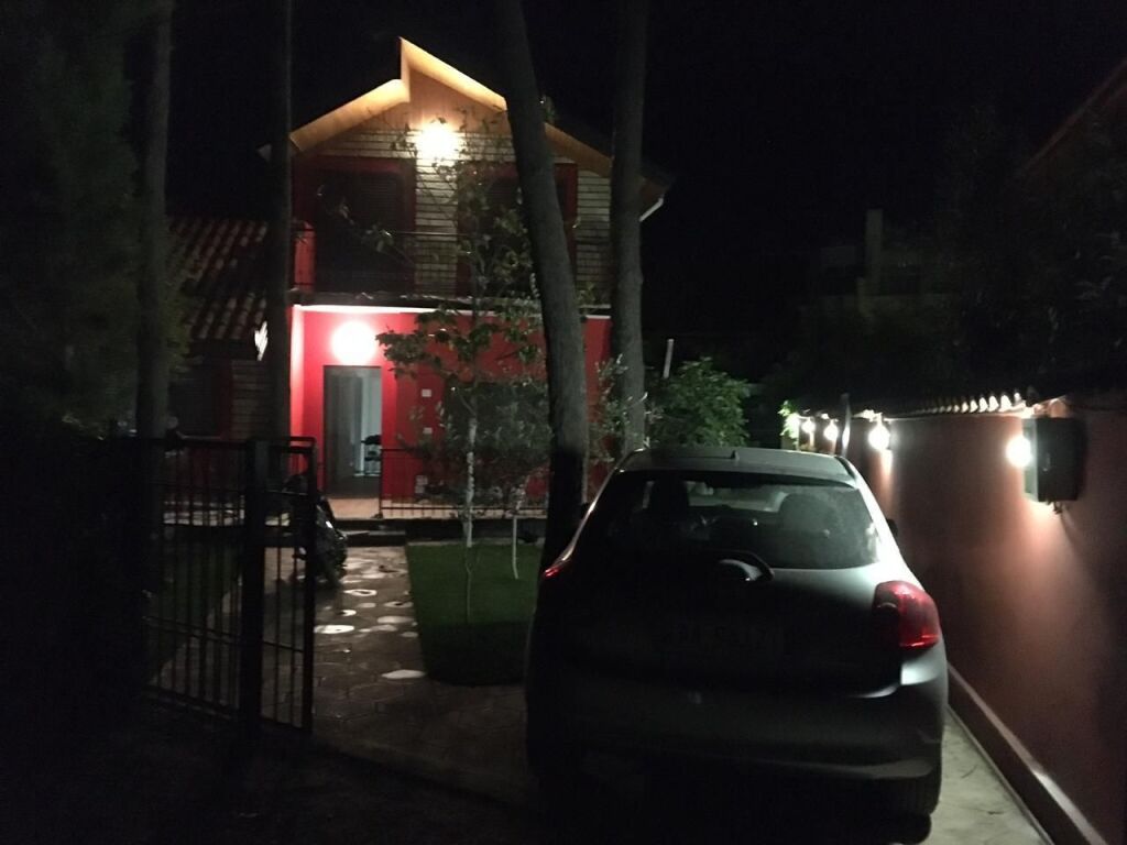 Villa for Sale in Golem