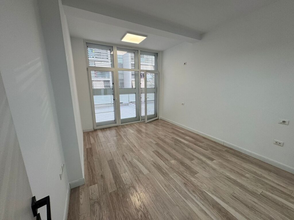 Office space for rent Kika 2