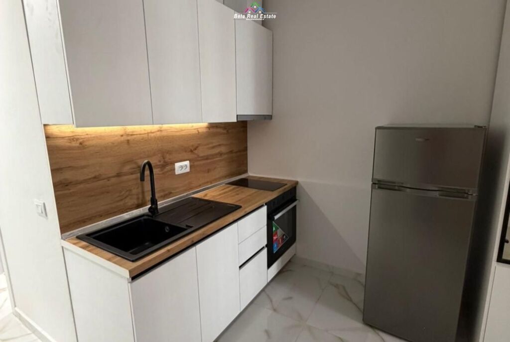 Studio apartment for Rent at Dritan Hoxha Street (ID BG170) Tirana