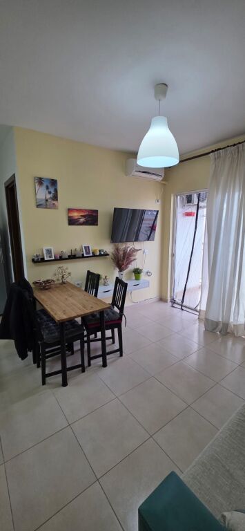 Vendesi Appartamento 1+1 + Balcone 📍 Fusha e Aviacionit