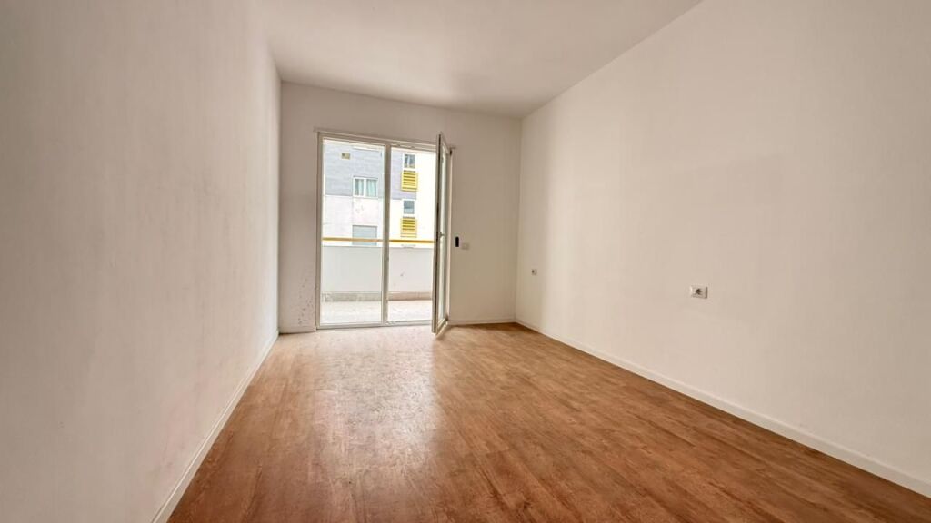 Apartment 1+1 for sale in Lapraka
