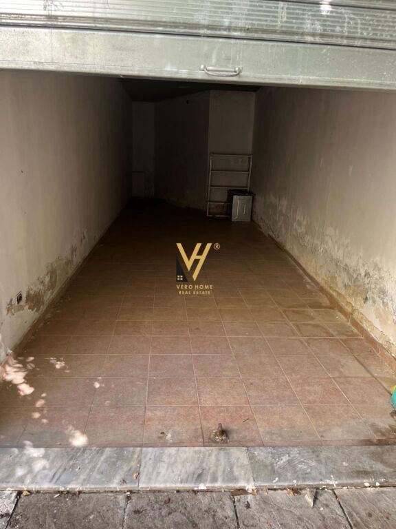 WAREHOUSE 30 M2 FOR RENT EHW, PARIS COMMUNE 30,000 LEKE