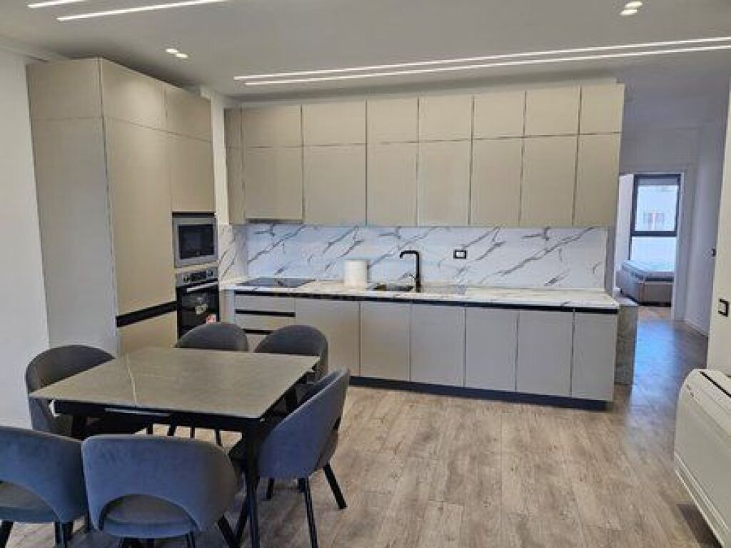 For sale, Apartment 2+1+2, Ndregjoni Complex, Jordan Misja.