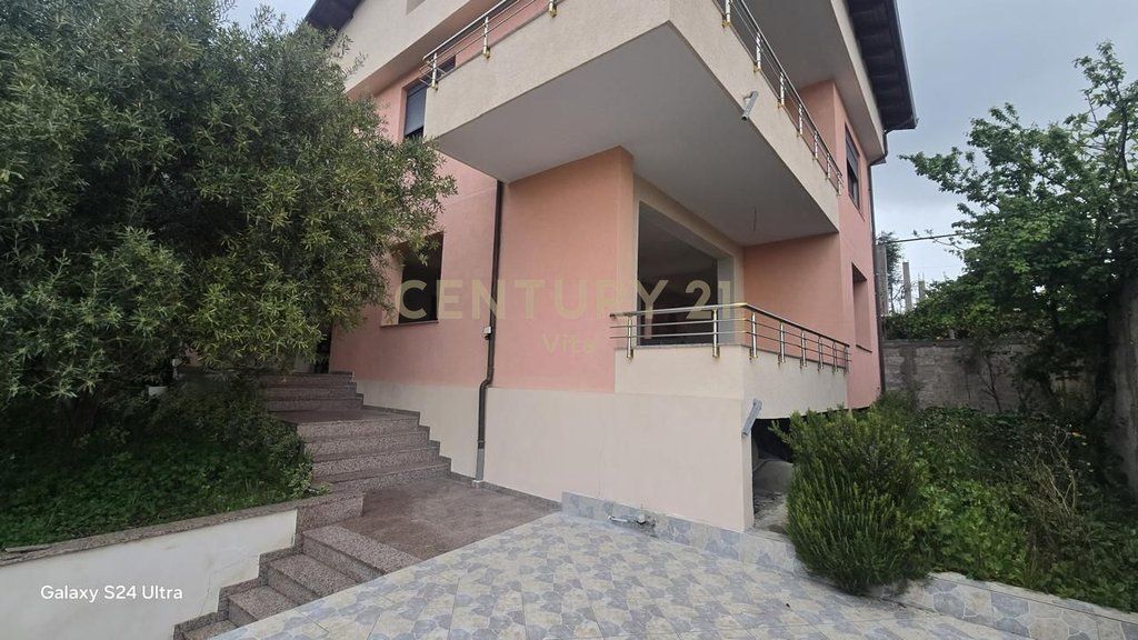 VILLA IN VENDITA NEL CENTRO DI DURAZZO !!!!!!!!!