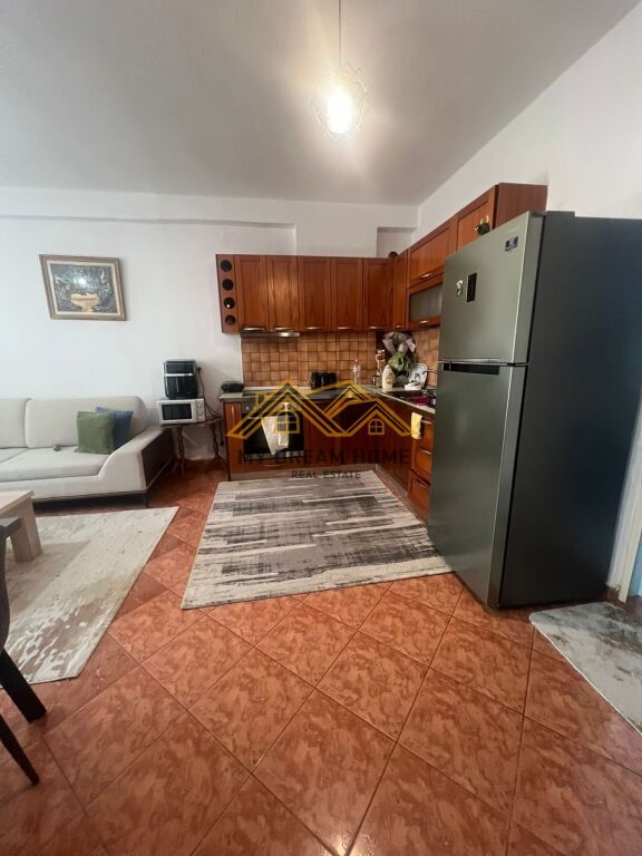 APPARTAMENTO 1+1 IN VENDITA SULLA SPIAGGIA DI DURRES!