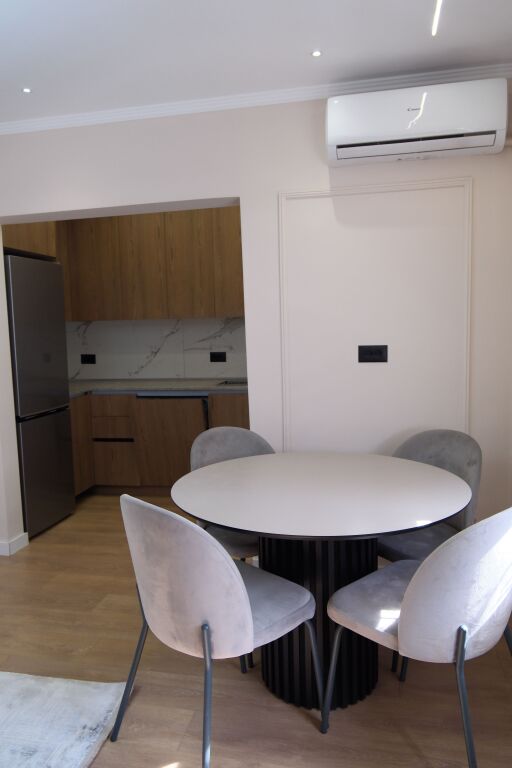 Apartament 2+1 me Qera