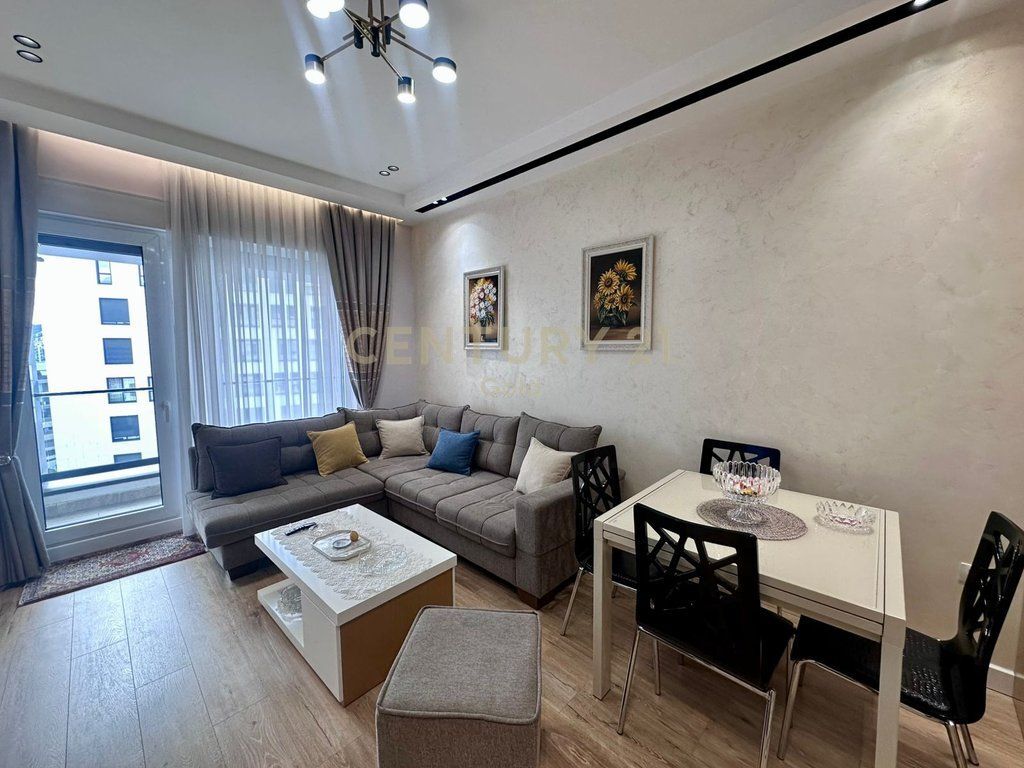 Luxury 1+1 apartment for rent in the Magnet Complex.
