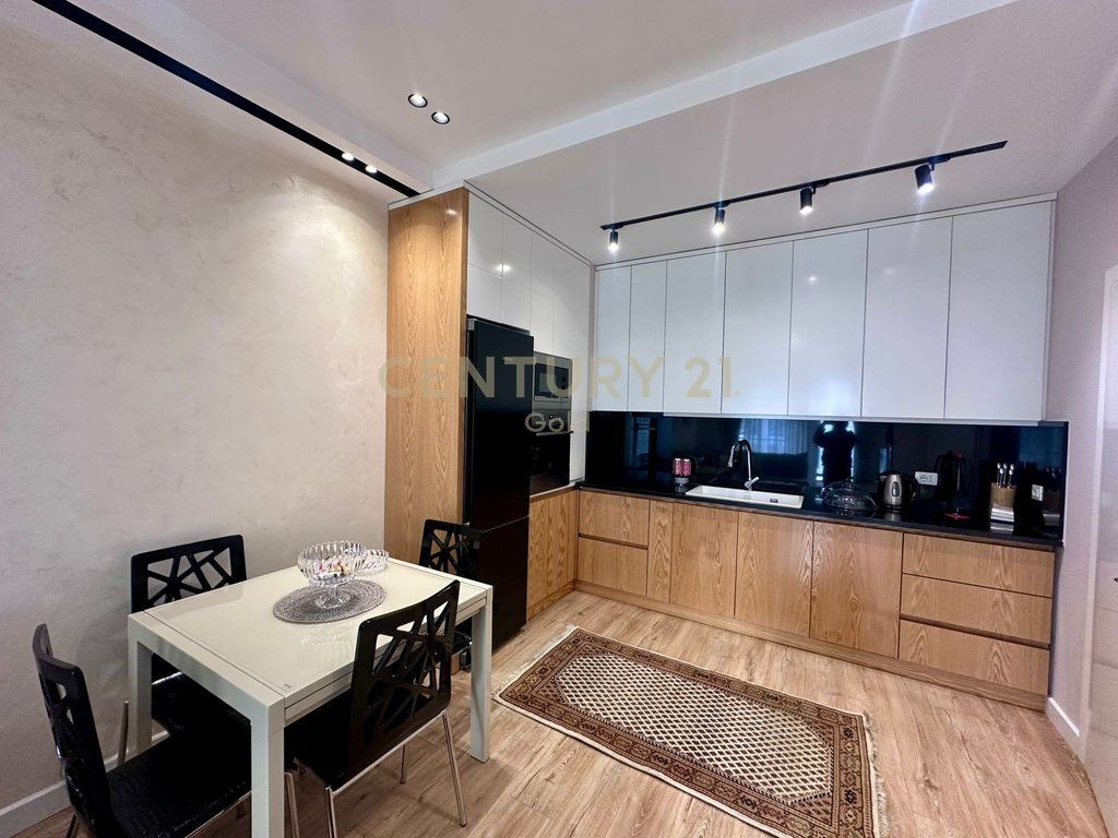 LUXURY APARTMENT FOR RENT IN THE MAGNET COMPLEX! 700 € /Month