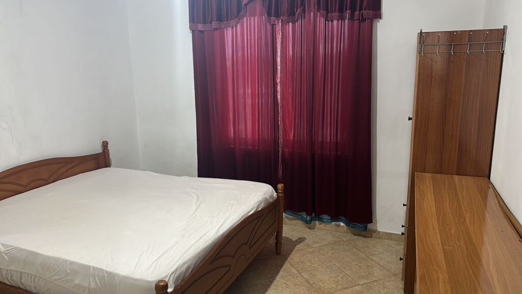 Jepet me qera apartament 1+1 Kinostudio 500 Euro