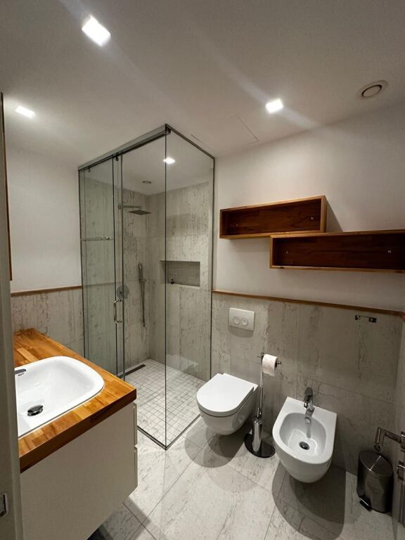 Apartment for rent 3+1+2+2 parking Paris Municipality