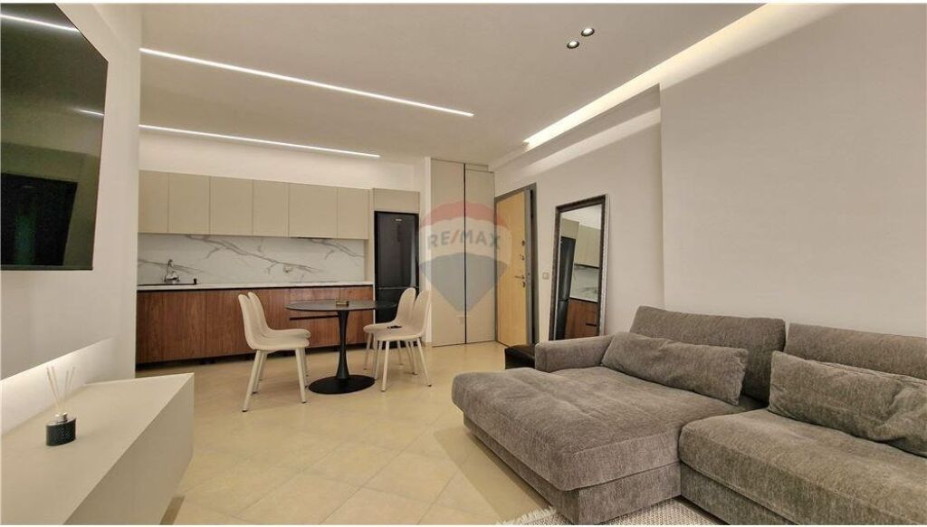 🌊✨ APPARTAMENTO 2+1 IN VENDITA – LUNGOMARE, VLORA ✨🌊