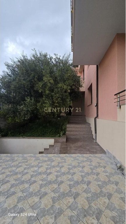 VILLA IN VENDITA NEL CENTRO DI DURAZZO !!!!!!!!!