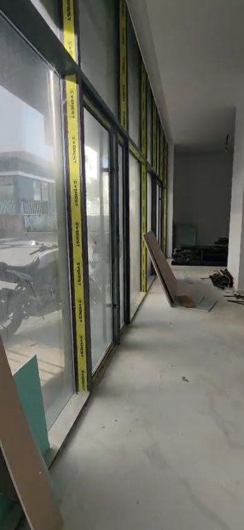Multifunctional commercial space for rent – Relux Residence, Shkozë