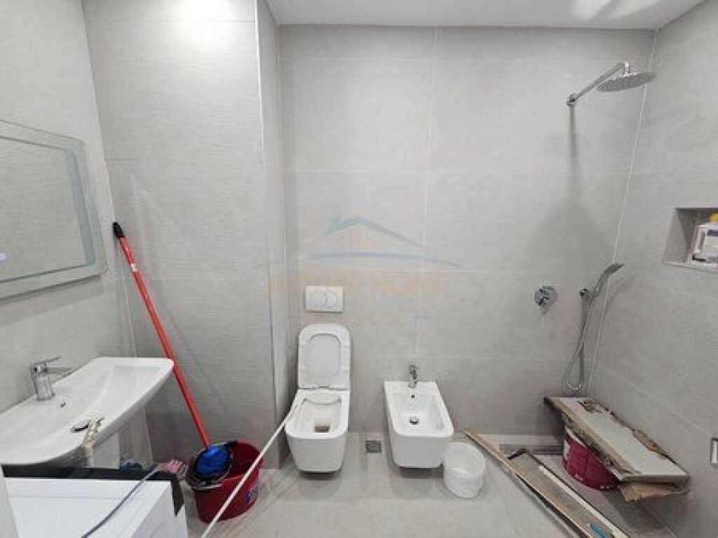 For sale, Apartment 2+1+2, Ndregjoni Complex, Jordan Misja.