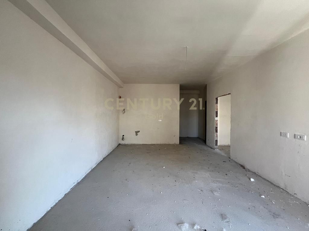 VENDIAMO APPARTAMENTO 1+1 VICINO ALL'OSPEDALE AMERICANO 2! 126.000 €