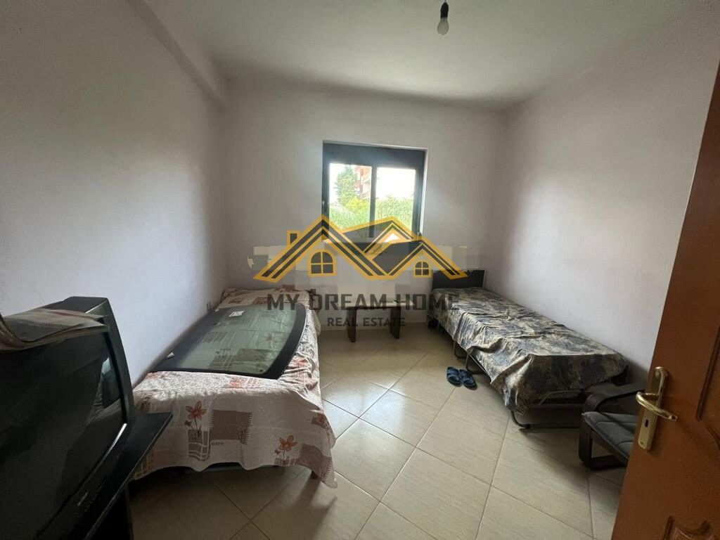 VENDESI PRIVATO IN VENDITA A ISH KENETE DURRES!
