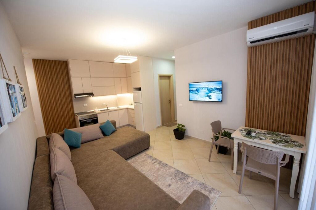 For Sale: 1+1 Apartment With Side Sea View, Cold Water, Vlore