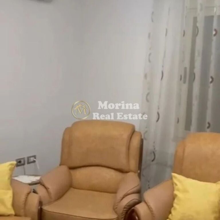 Affitto | Casa privata 2 + 1 + Parcheggio | Via Jordan Misja | 550 €/mese
