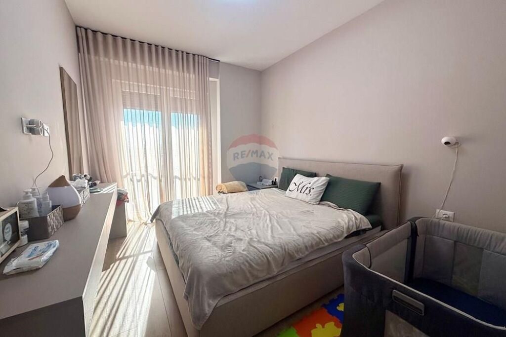 Apartament luksoz ne shitje tek Bulevardi i Ri!