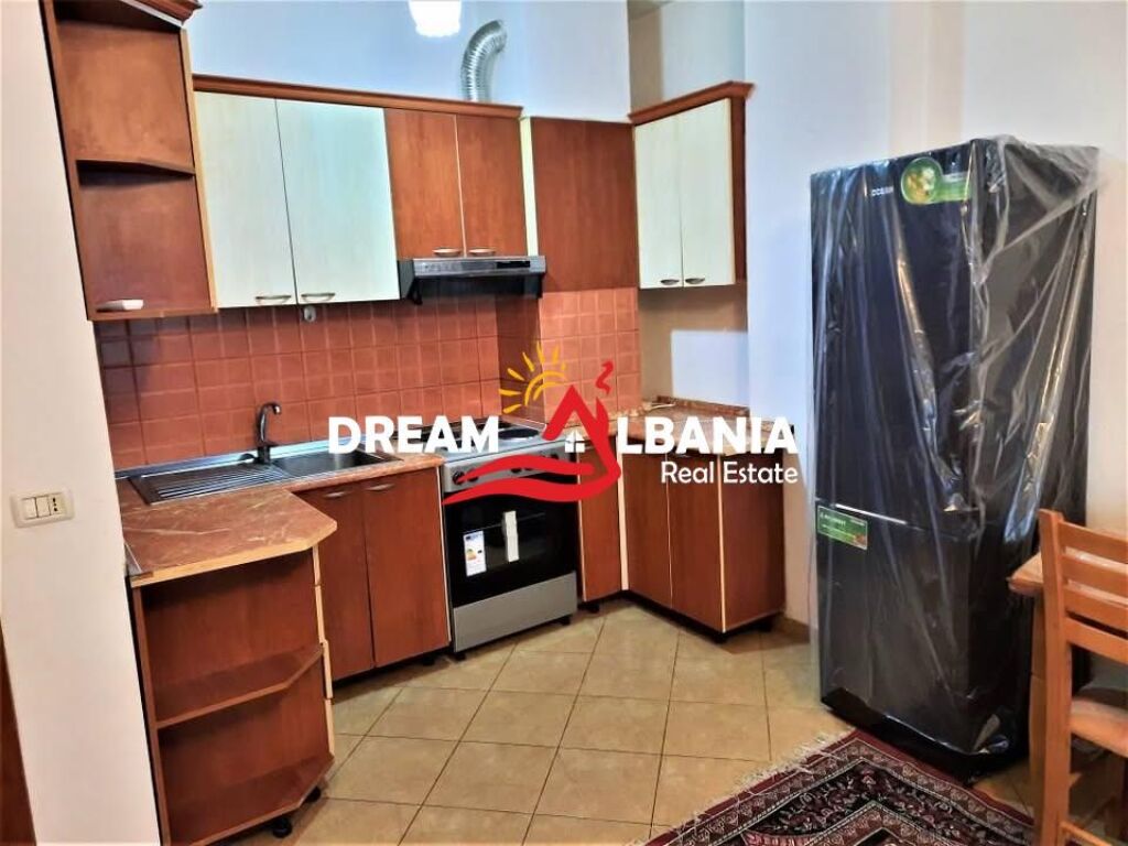 Appartamento 1+1 in Vendita Via 5 Maji, Vicino alla Medresah a Tirana (ID 41111545)