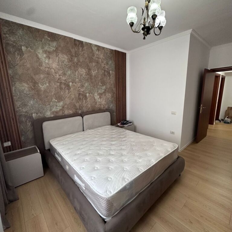 JEPET ME QERA APARTAMENT 1+1-FRESK