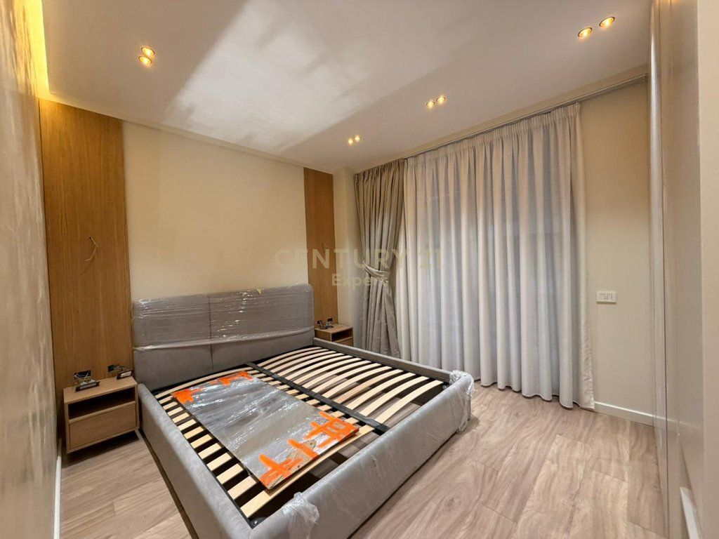 For rent 2+1+2 apartment with parking space at Golden Tower, on Mine Peza Street, Tirana